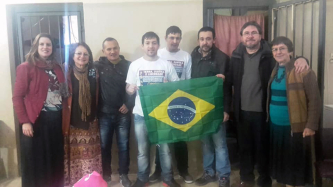 Rubén Villalba, Arnaldo Quintana, Luís Olmedo e Néstor Castro recebem visita solidária no presídio de Tacumbú