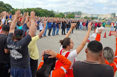 Assembleias no polo petroquímico do ABC mobilizam centenas de trabalhadores